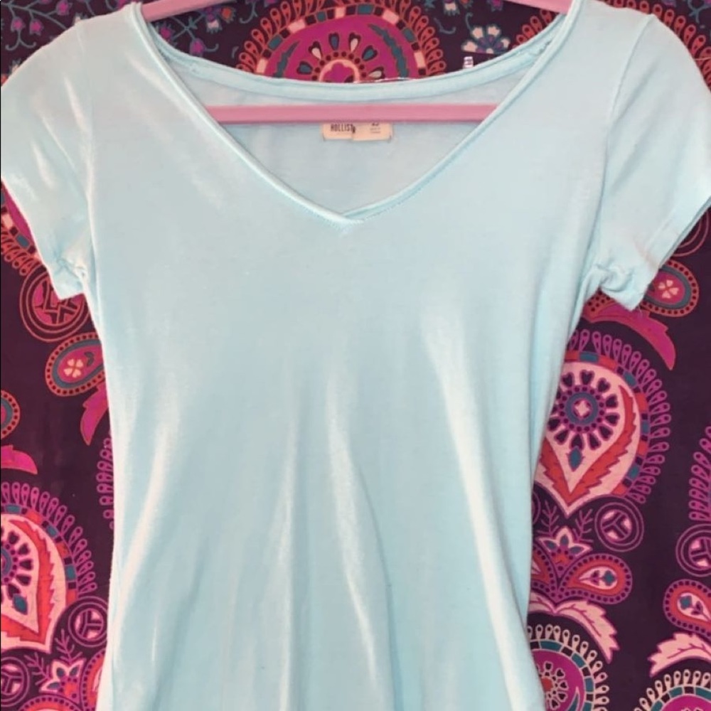 blue Hollister v-line top